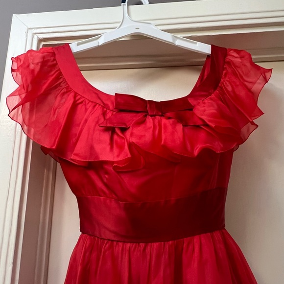 Vintage 1978 Mike Benet Pageant/Prom Dress (7) - Picture 4 of 10